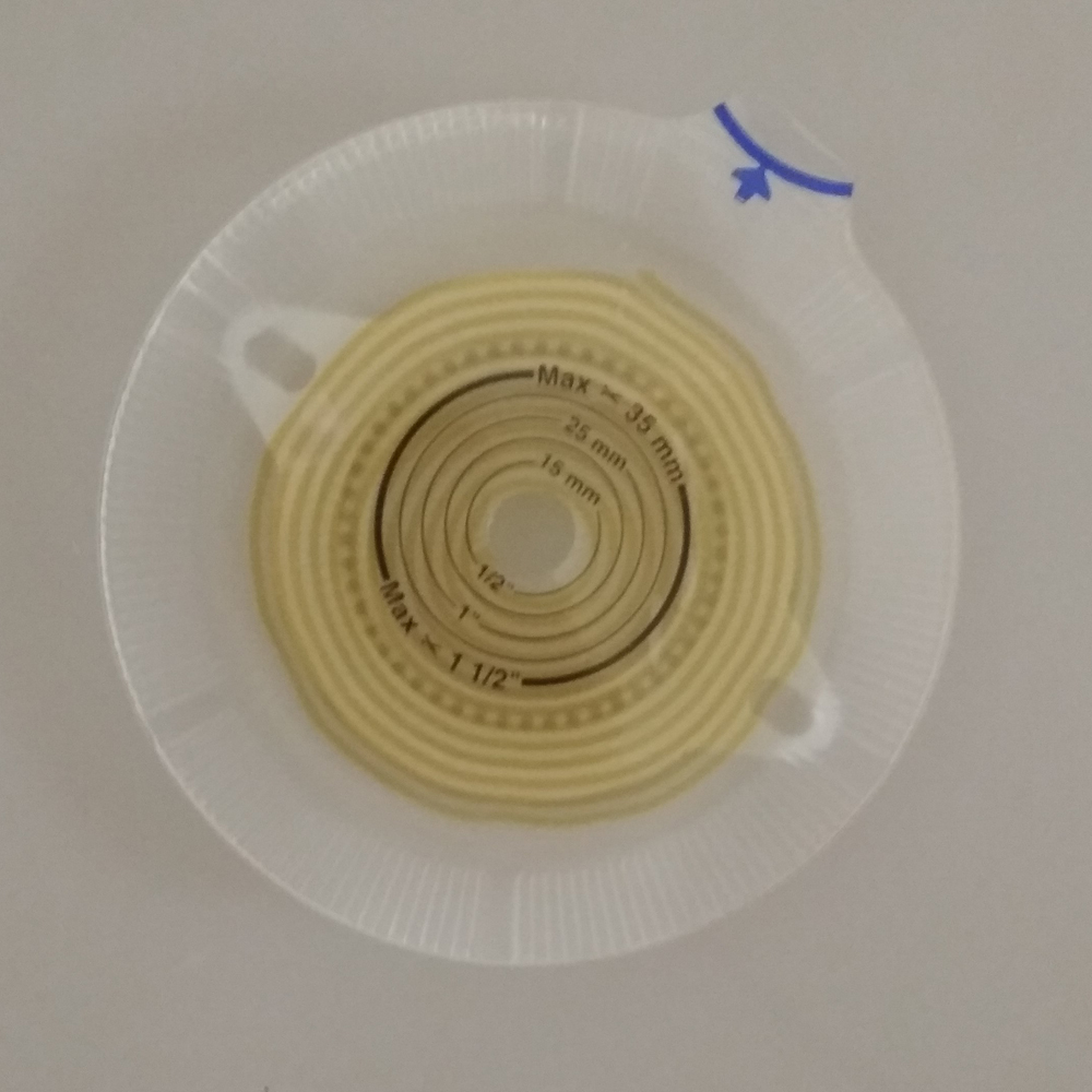 Стомийная двухкомпонентная система Coloplast  Alterna пластины с адгезивом Wear Life, вырезаемое отверстием 40 мм